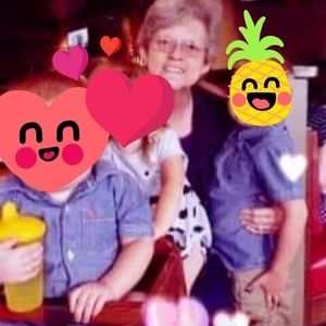 Meet your Posher, Vicky